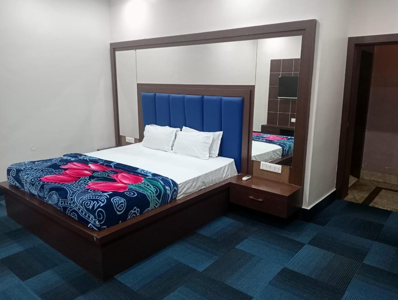 The Prestige Hotel & Convention Panposh Extérieur photo
