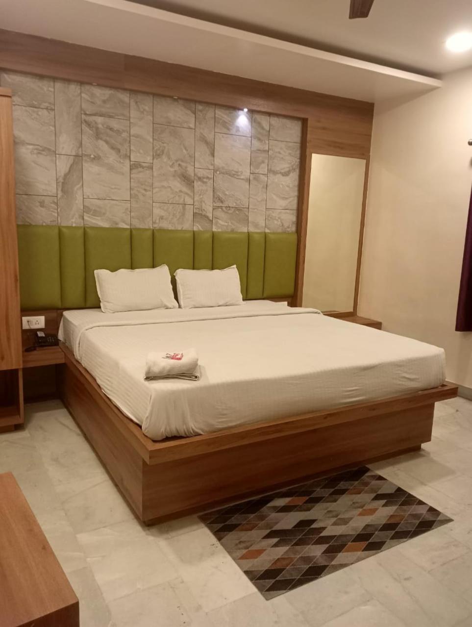 The Prestige Hotel & Convention Panposh Extérieur photo