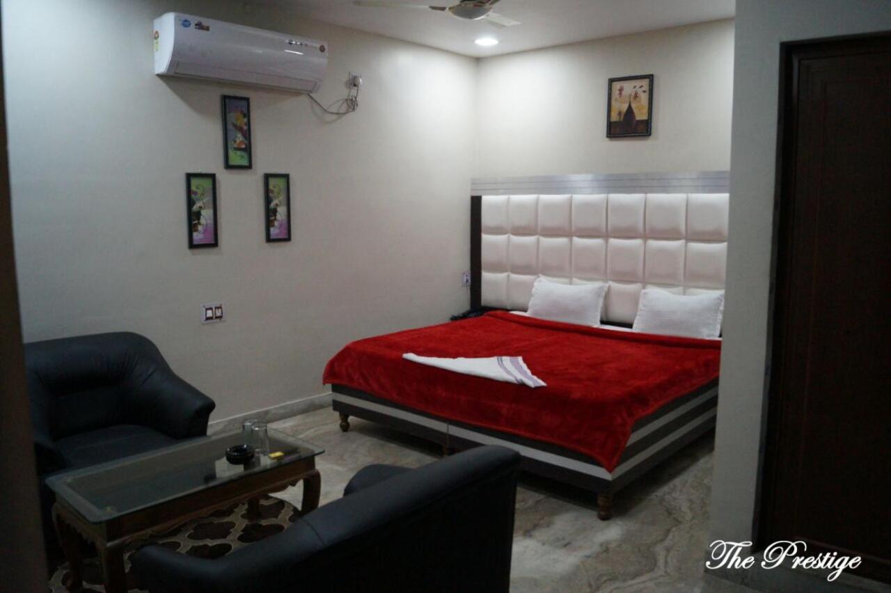 The Prestige Hotel & Convention Panposh Extérieur photo