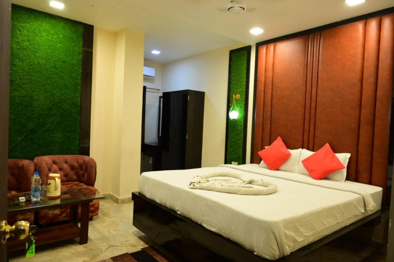The Prestige Hotel & Convention Panposh Extérieur photo